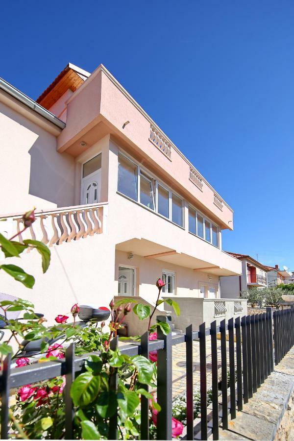 Apartment Nela Zadar Exterior photo
